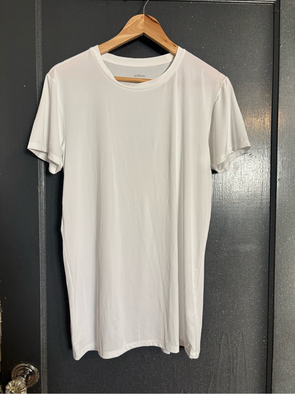 Airism White long Tee